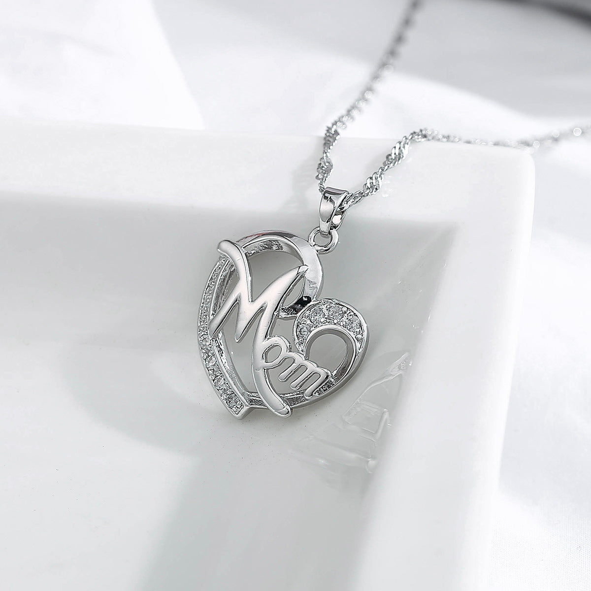 new fashion creative mother's day gift mom diamond necklace