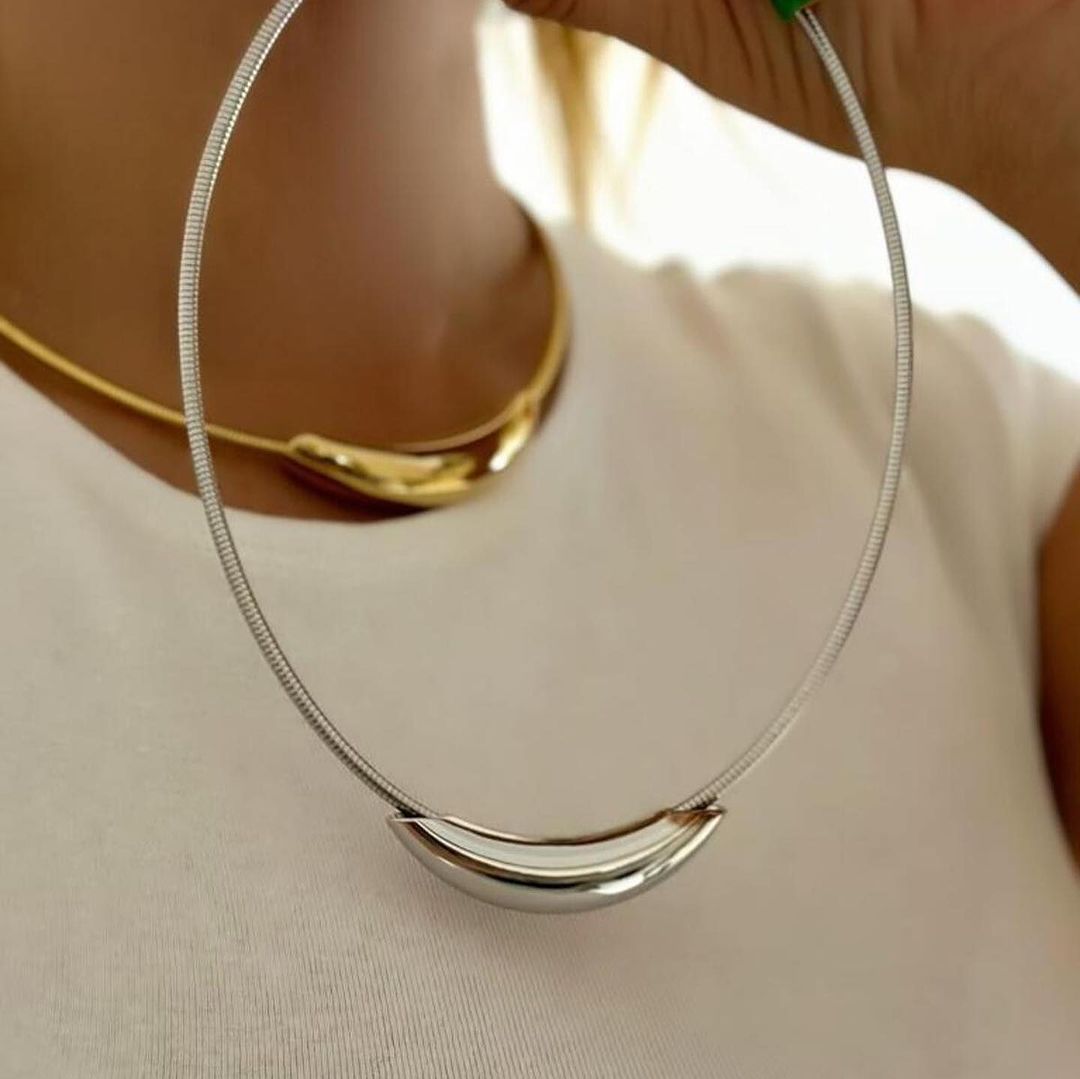 304 Stainless Steel Simple Style Classic Style Plating Solid Color Choker