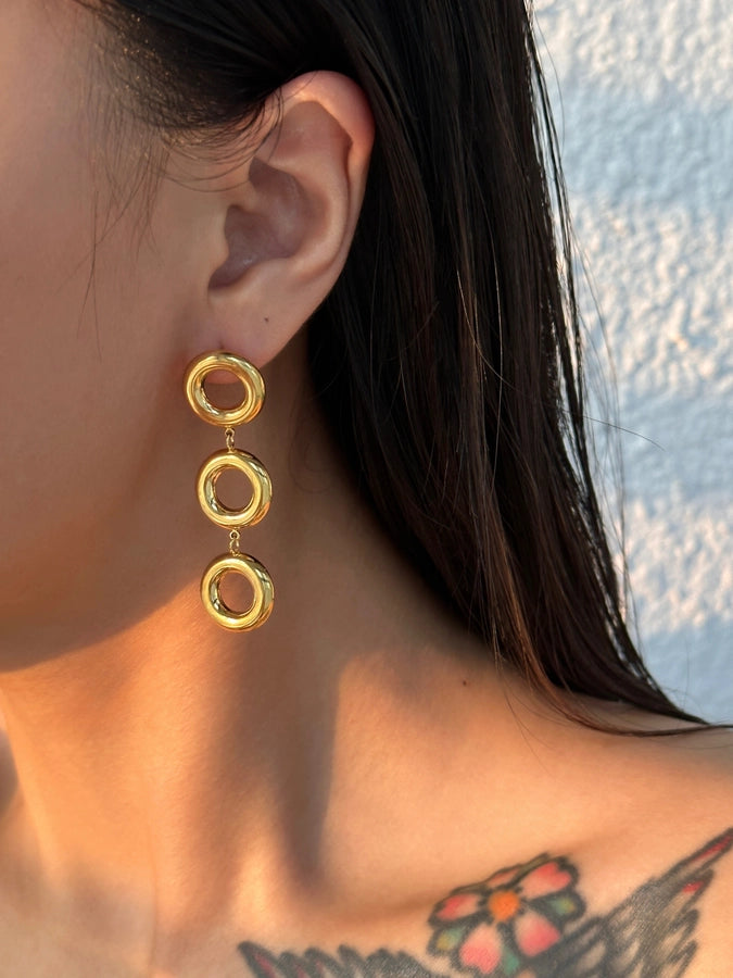 1 Pair Exaggerated Simple Style Commute Circle Solid Color Hollow Out 304 Stainless Steel 18K Gold Plated Drop Earrings