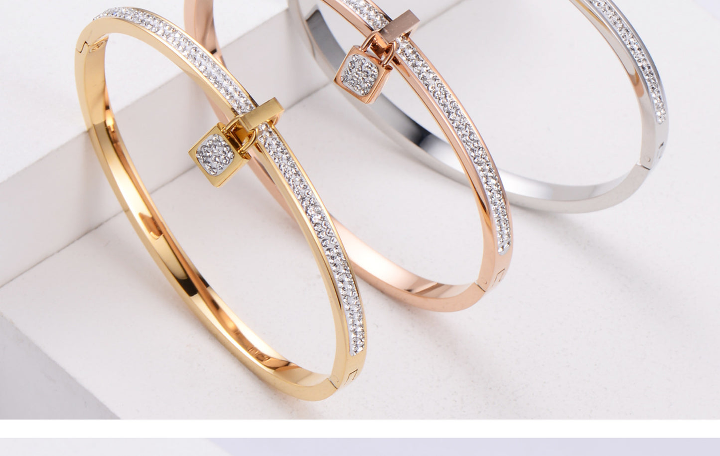 U Shape 304 Stainless Steel 18K Gold Plated Artificial Rhinestones In Bulk