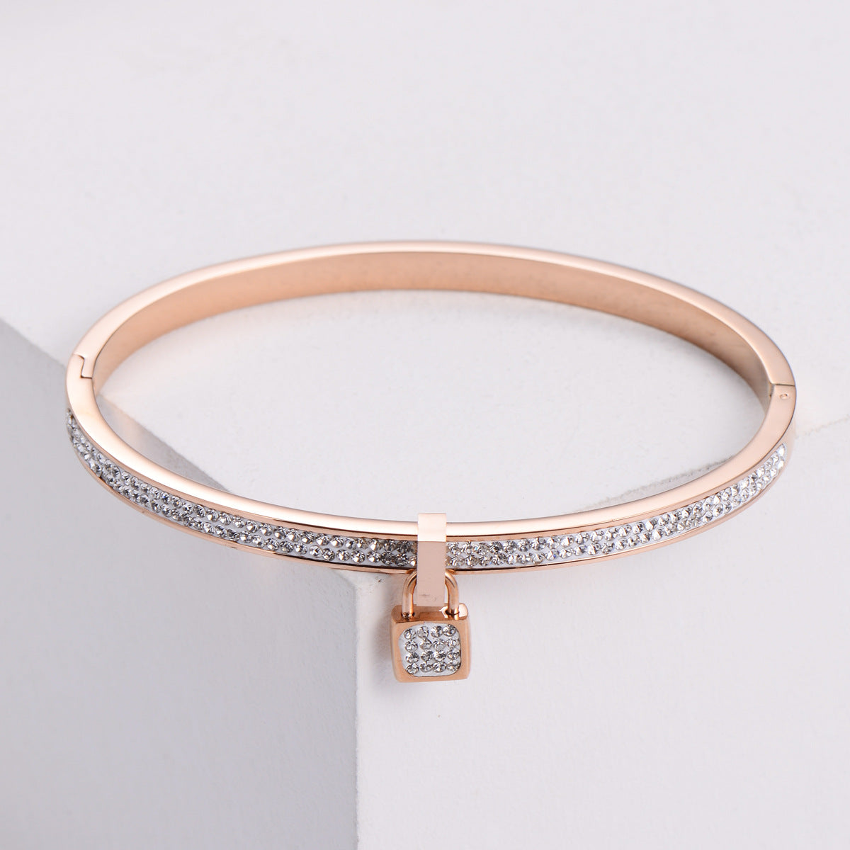 U Shape 304 Stainless Steel 18K Gold Plated Artificial Rhinestones In Bulk