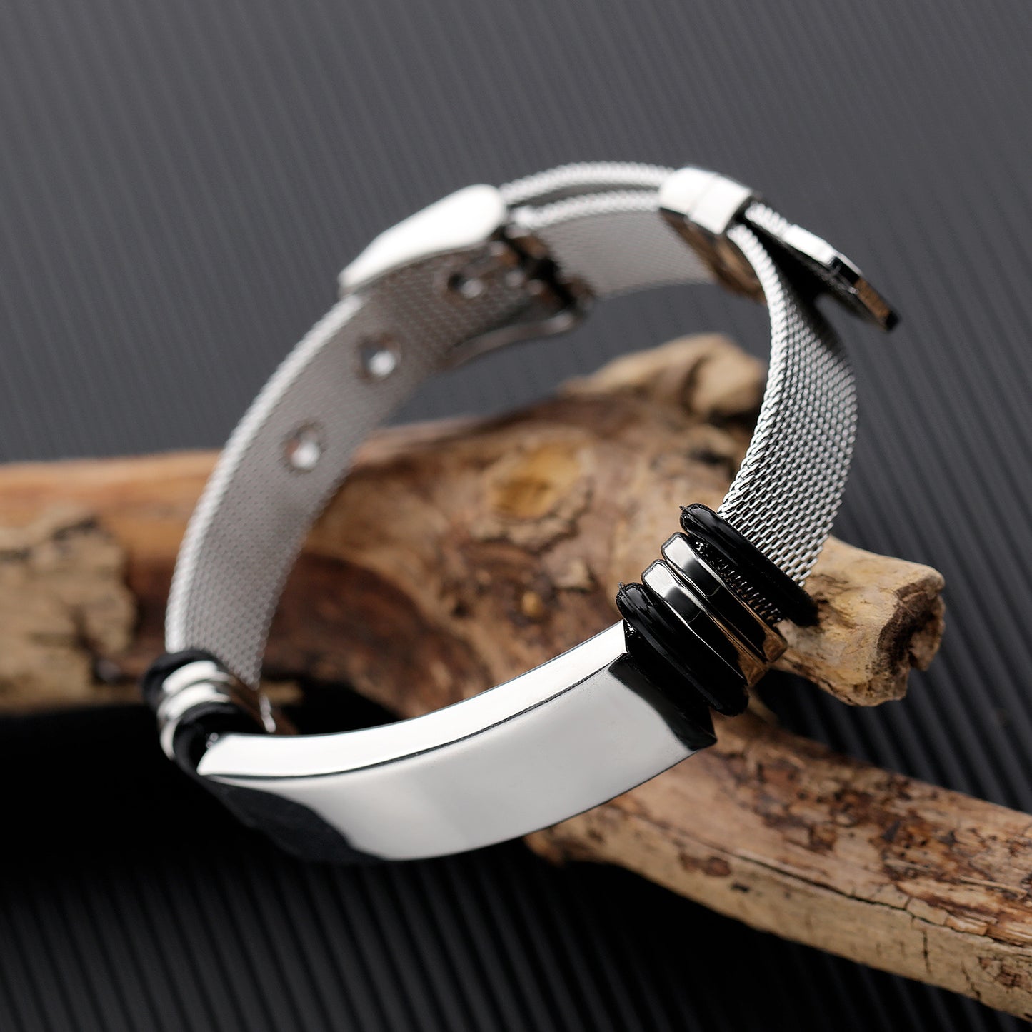 Simple Style Geometric Titanium Steel Plating Men'S wristband