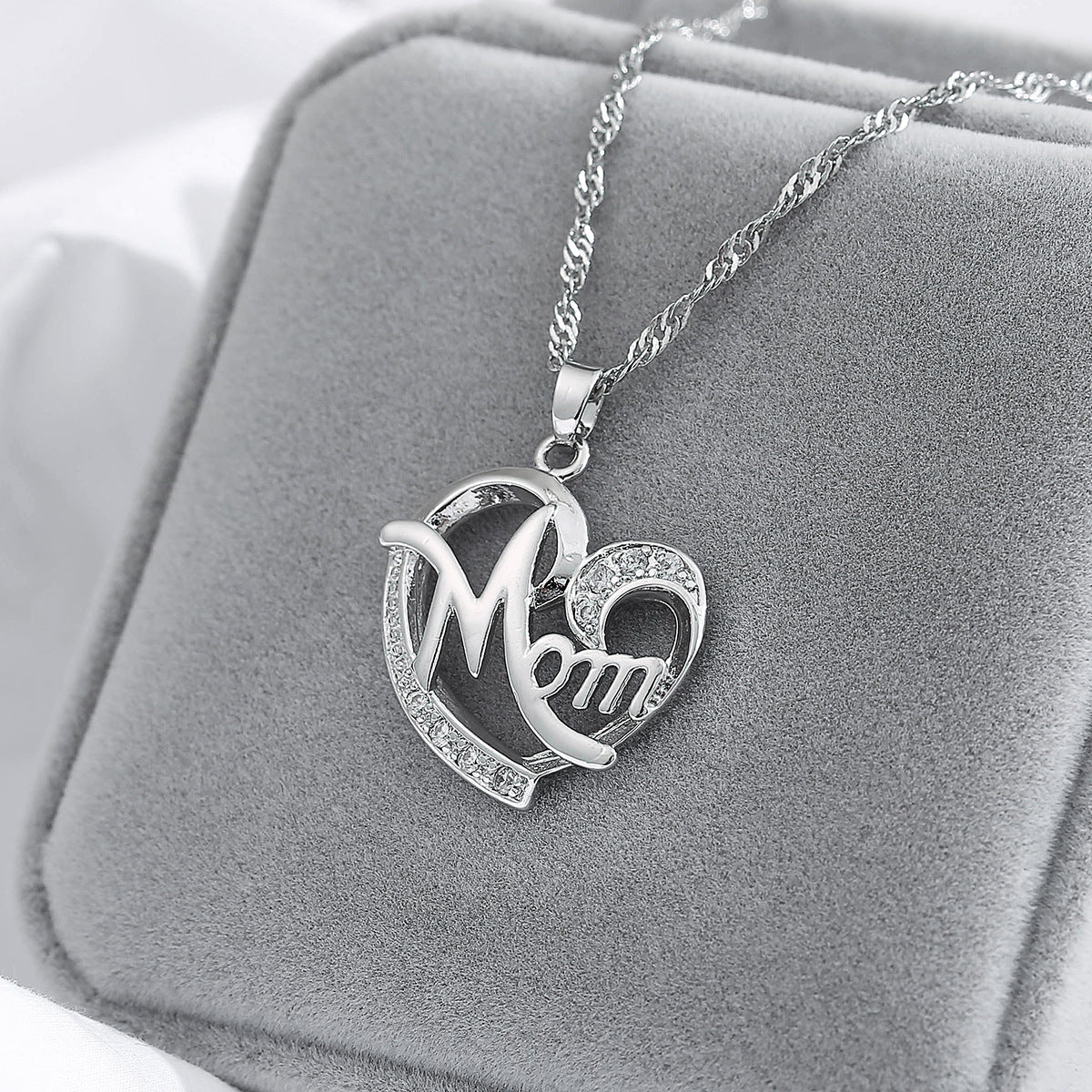 new fashion creative mother&#39;s day gift mom diamond necklace