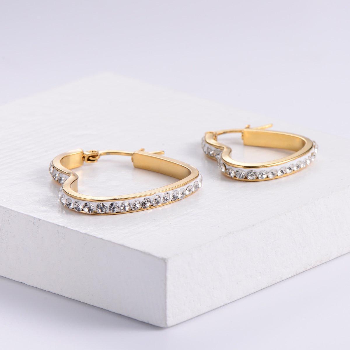 Exaggerated Heart Plating 304 Stainless Steel No Inlaid Mud Drill 18K Gold Plated Earrings