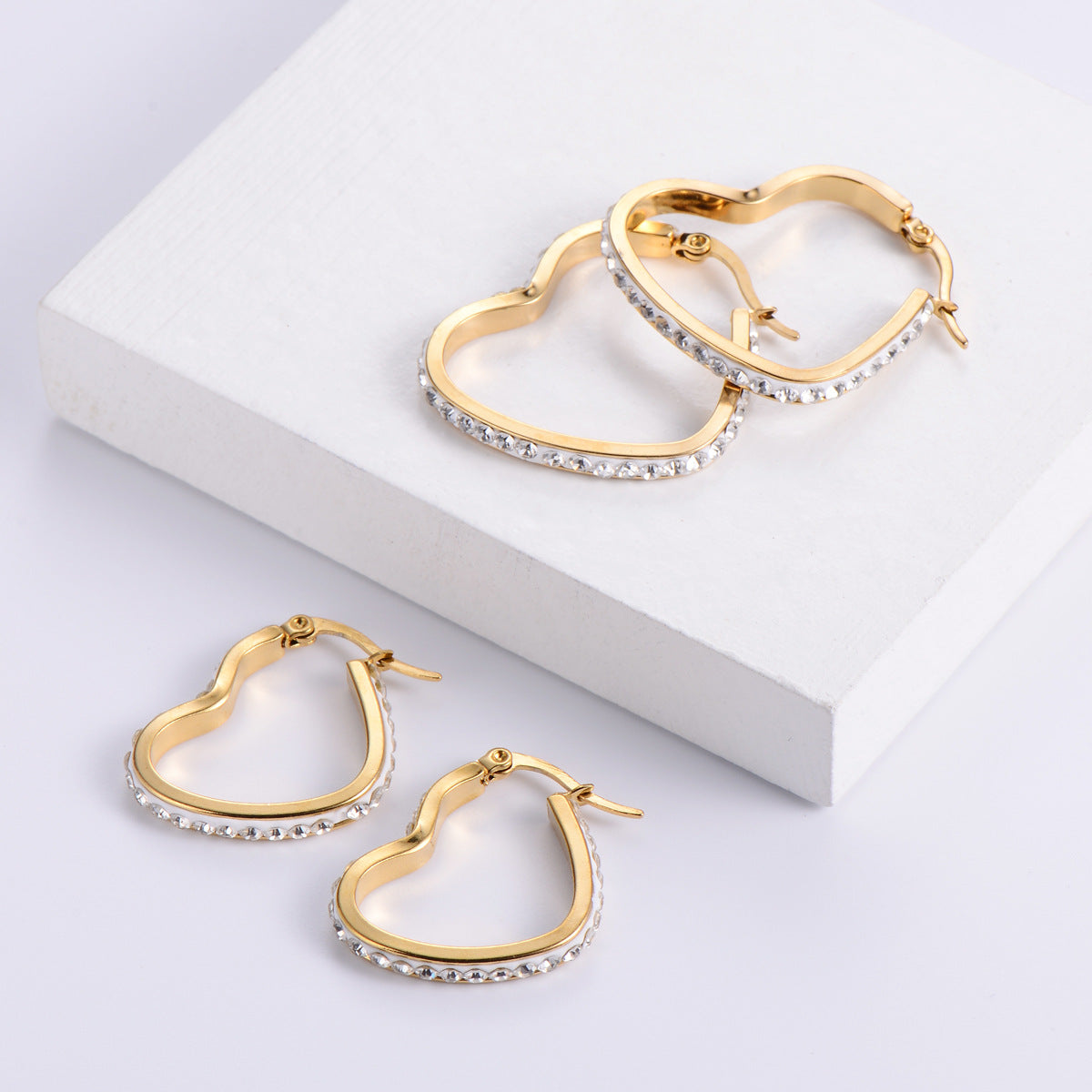 Exaggerated Heart Plating 304 Stainless Steel No Inlaid Mud Drill 18K Gold Plated Earrings