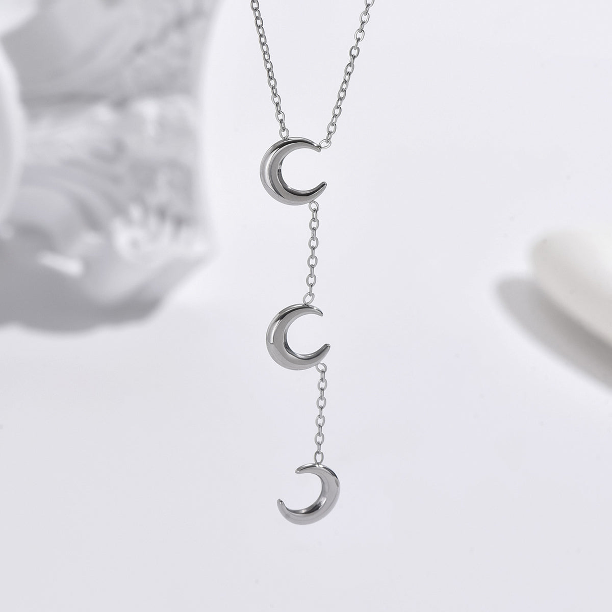 304 Stainless Steel 14K Gold Plated Simple Style Plating Moon Necklace